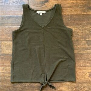 Loft tie front rib tank